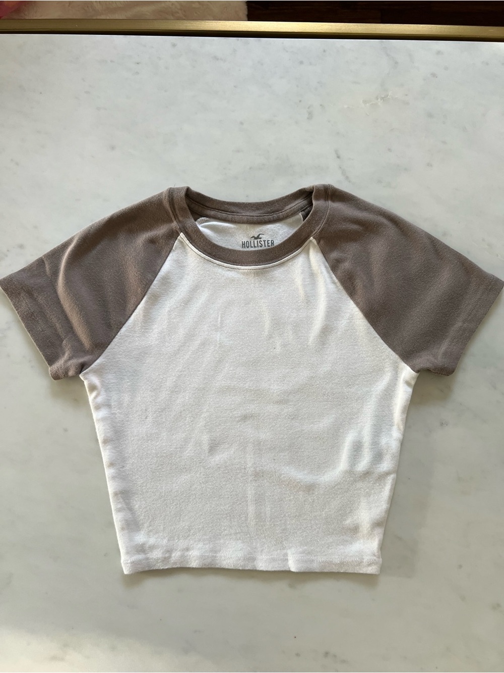 Hollister Y2K Style Brown & White Raglan Crop Top Size XS